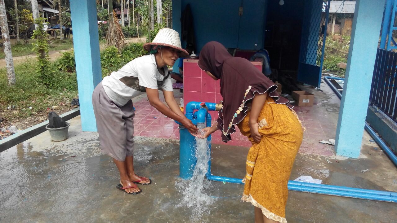 Implementasi pompa air tenaga surya lorentz di muara sabak - lambu 2 bloc C - 1